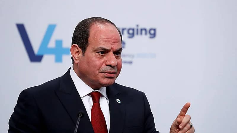 مصر.. قرار رئاسي يفاجئ المقبلين على الزواج