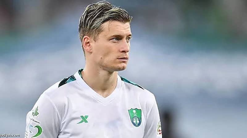 الأهلي في أزمة مع اللاعب أليوسكي