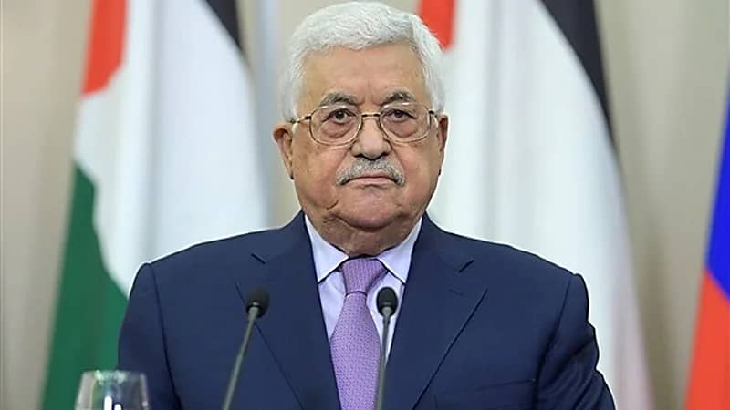 فلسطين تنكس أعلامها حدادًا على ضحايا غزة