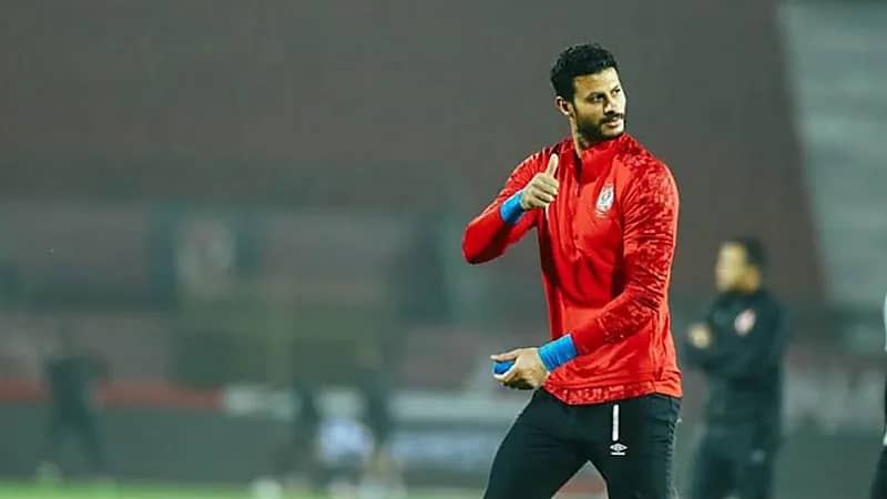 الأهلي المصري يتلقى عرضًا ضخمًا من دوري روشن لضم الشناوي