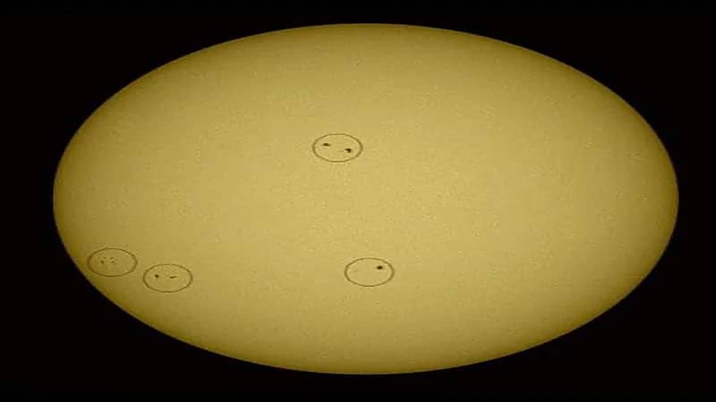 "فلكية جدة": 4 مجموعات من البقع الشمسية في وقت واحد على سطح الشمس