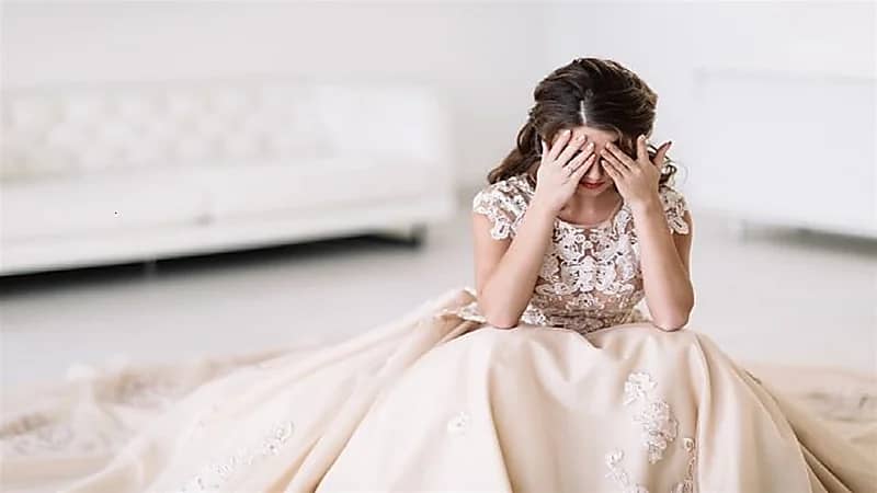 عريس يترك عروسته بليلة الزفاف بعد طلب والدته