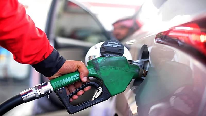 بيان ثلاثي عاجل من التجارة والطاقة والمواصفات بشأن تلاعب عمالة محطات الوقود بالأسعار