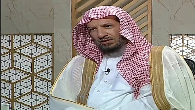 بالفيديو.. "الشثري" يوضح حكم أخذ الأبناء من مال والدهم "الشحيح" دون إبلاغه