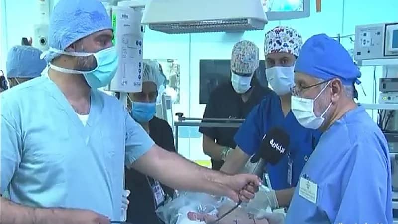 الربيعة: نحن متفائلون لنجاح فصل التوأم الطفيلي ونثق بقدرة أعضاء الفريق الطبي