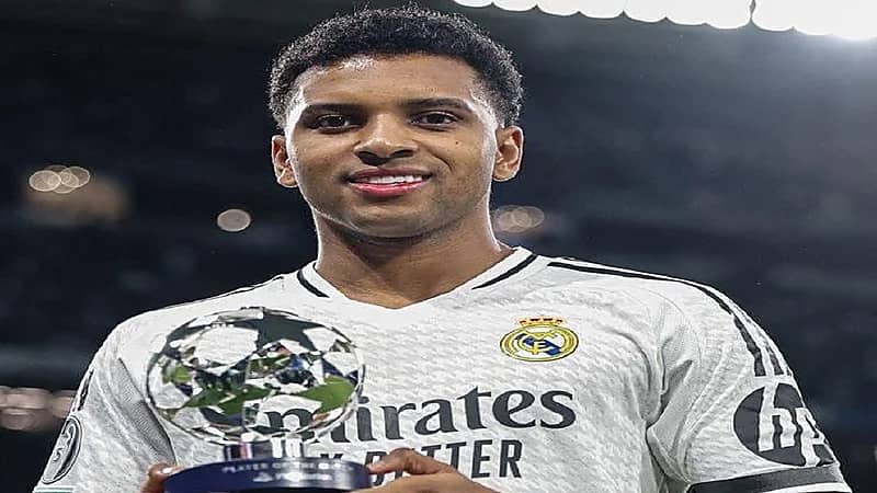 بايرن وليفربول يراقبان رودريغو ودياز كلمة السر