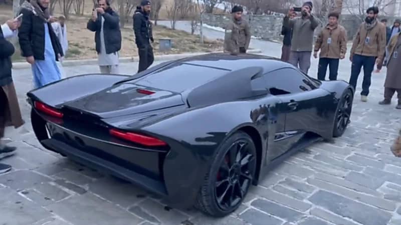 بالفيديو.. "طالبان" تدعي تصميمها لسيارة فارهة