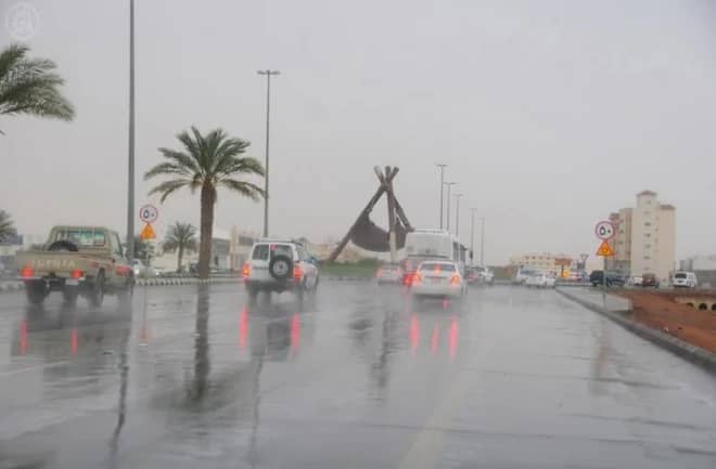 "الحصيني": هطول أمطار غزيرة مع سيول على حائل