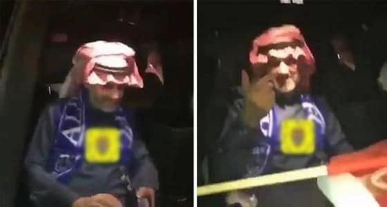مشجع هلالي بصوت عالي: " يابو خالد نبغى كريستيانو " .. والأمير الوليد يشير بيده " يبي فلوس "