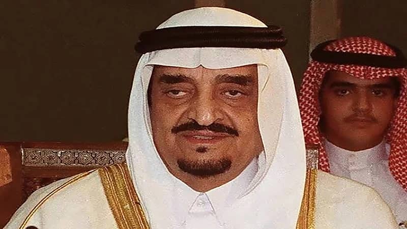 فيديو نادر يوثق افتتاح الملك فهد لمحطة تلفزيون القصيم