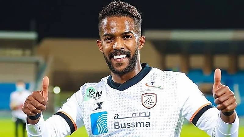 البكيري: زعيم الكرة السعودية قدم مباراة تاريخية أمام بطل أوروبا