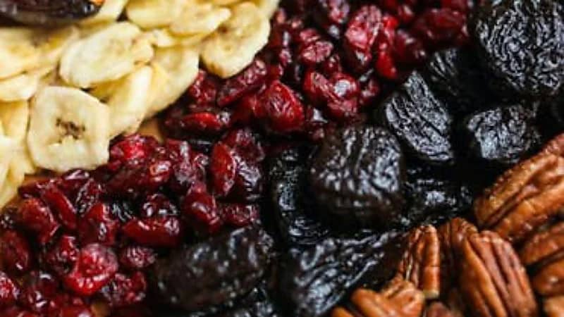 نصائح لتجنب الغش عند شراء الفواكه المجففة والمكسرات