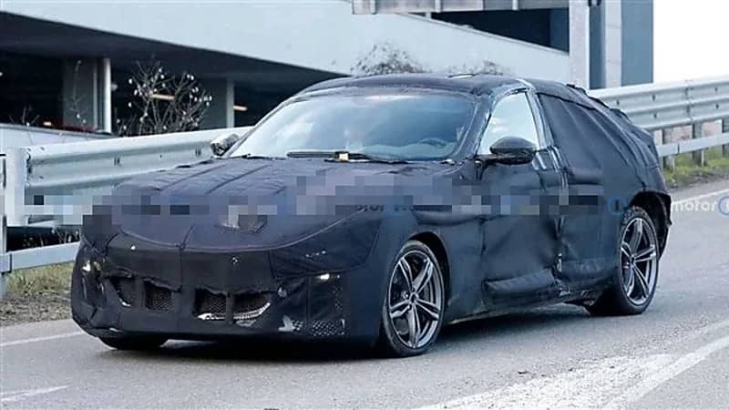 بالفيديو.. أبرز مواصفات السيارة فيراري بوروسانجو الجديدة