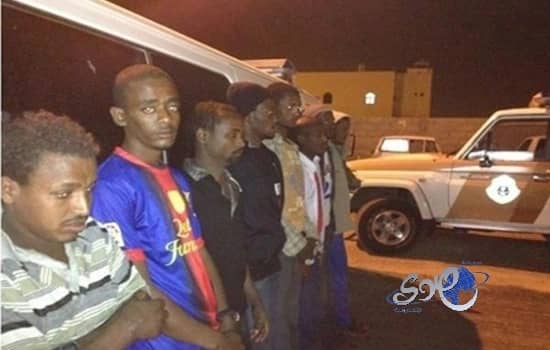 وزير الدفاع الباكستاني يزور قرية الباحة التراثية