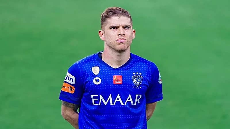 حقيقة رحيل محترف الهلال للدوري القطري