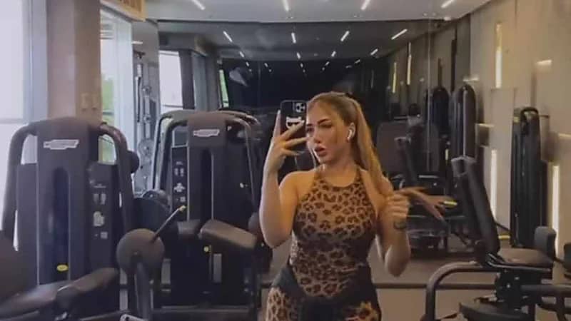 سارة سلامة بملابس رياضية جريئة..صور