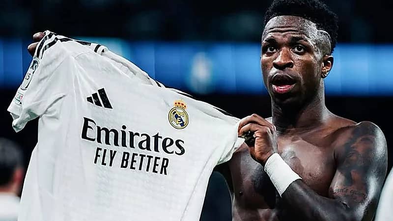 توقف محادثات تجديد عقد فينيسيوس مع ريال مدريد