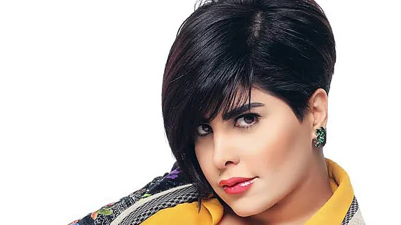 شمس الكويتية: كل ما اتطلق أقص شعري .. بالفيديو