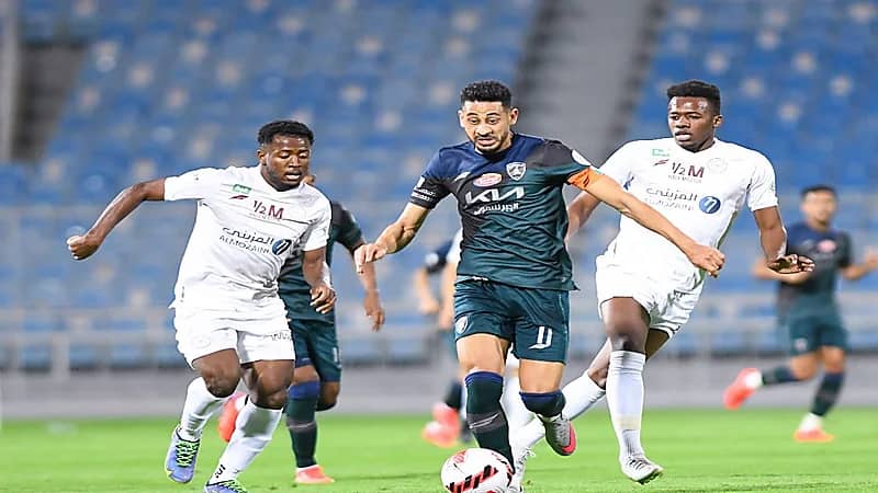 الكشف عن حجم إصابة لاعب الفتح 