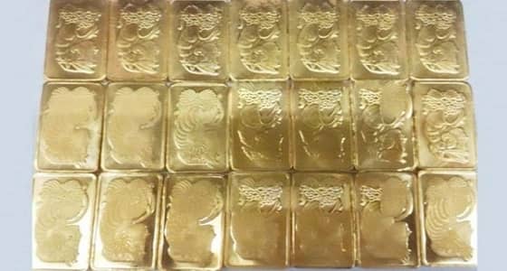 إحباط محاولة تهريب 21 سبيكة ذهبية قادمة من الرياض فى مطار شاه جلال