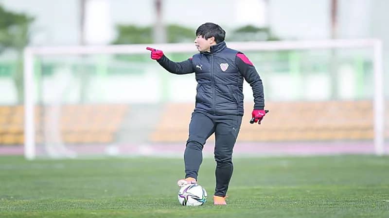 مدرب بوهانج: جمهور الهلال يقلقني