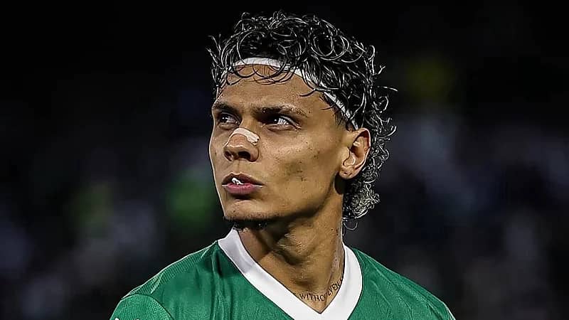 روما يحسم صفقة ريوس بعقد حتى 2030