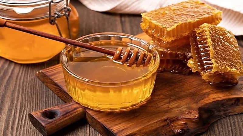 مركب داخل عسل النحل يدمر سرطان الثدي في دقيقة