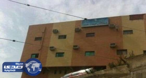 محافظ فيفاء يعايد المرضى بالمستشفى العام