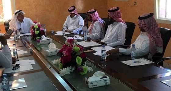 بلدي أملج يناقش ميزانية البلدية المقترحة وتسعيرة المطاعم