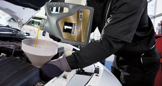 طرق بسيطة لإختيار الزيت المناسب للسيارة في الصيف