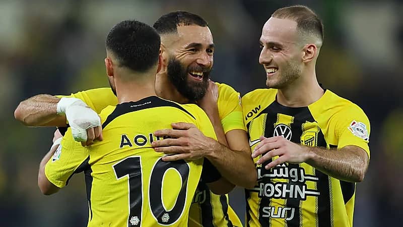 الكشف عن آخر تطورات إصابة ثلاثي الاتحاد