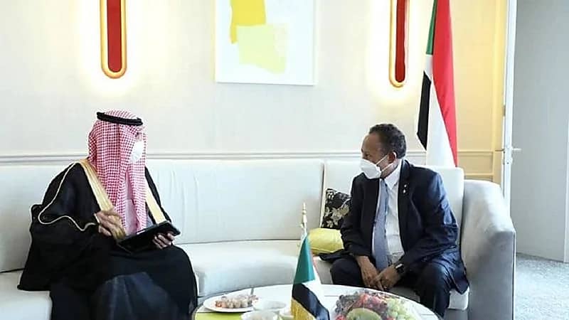 وزير المالية يناقش فتح فروع لبنوك سعودية بالسودان