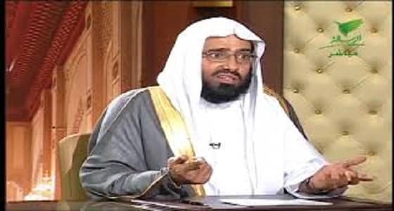 الفوزان يجيب على جواز أداء الحج من مال مكتسب من تجارة المعسل