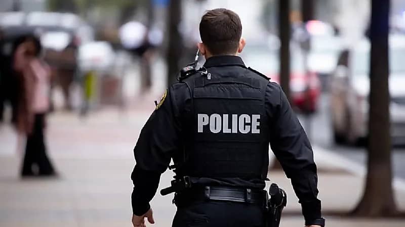 أمريكا تعتقل مشتبها به في مذبحة هزت البلاد