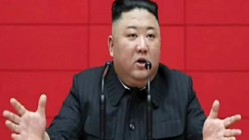 زعيم كوريا الشمالية يصدر قرارا بإعدام شخص رميا بالرصاص أمام عائلته 