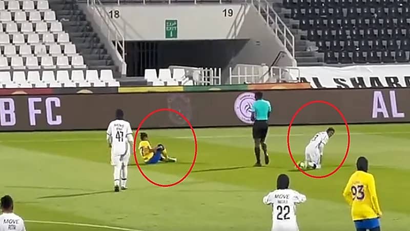 لحظة اصطدام لاعبتي الشباب والنصر .. فيديو