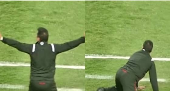 التسلل يعرقل " سجدة شكر " مدرب الأهلي المصري.. والجماهير تهاجمه