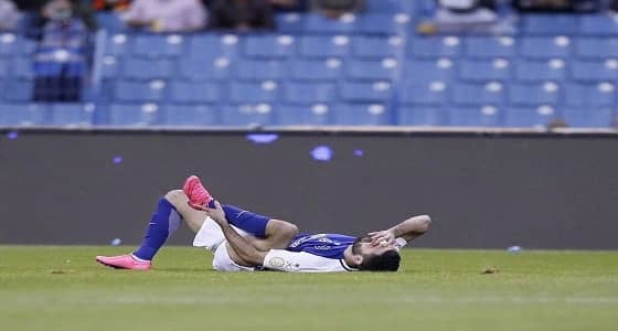 على رأسهم إصابة " خربين " .. أسباب أدت إلى تعادل الهلال والاتحاد