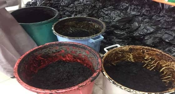 إتلاف كميات من خلطات معسل وجراك وتبغ مجهولة المصدر بالطائف