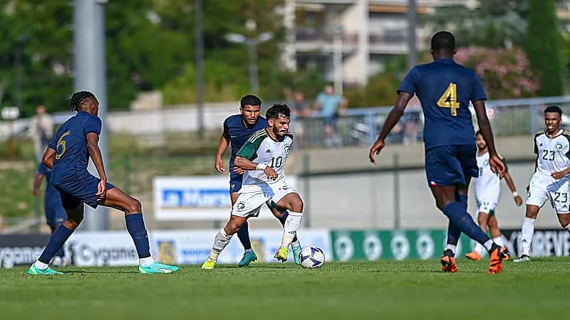 الأخضر يتغلب على فرنسا بركلات الترجيح