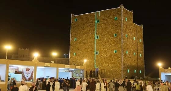 بالصور.. " بلقرن " تجذب أنظار مرتادي الجنادرية 32 بهويتها التراثية
