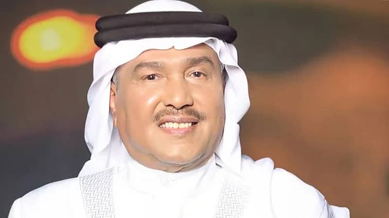 شاب يقيم احتفالًا بمحمد عبده داخل القطار والأخير يفاجئه بالرد .. فيديو