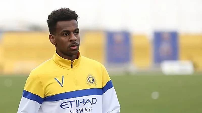 موقف عبدالله الخيبري من المشاركة أمام الهلال