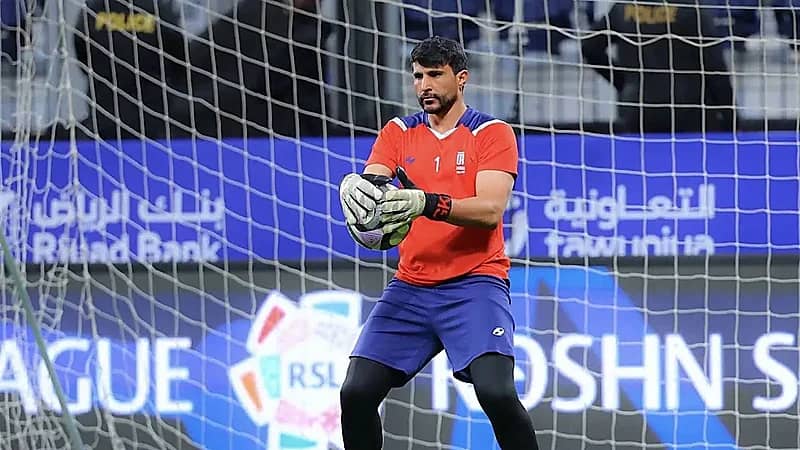 رافع الرويلي يعود بفيديو مثير للجدل ويضع صورته مع رونالدو: “علمهم إني من هذي الأشكال ما أهاب”