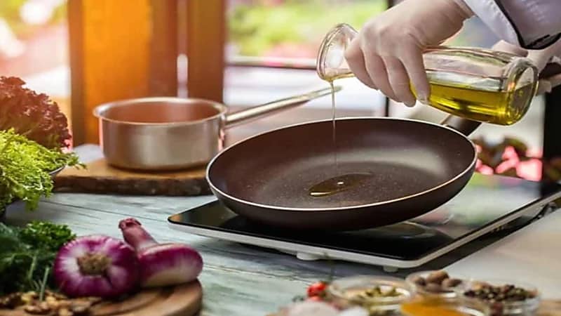 دراسة : أواني التيفال تزيد من خطر الإصابة بسرطان الكبد