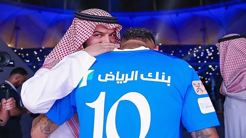 نيمار يبحث عن بن نافل .. فيديو