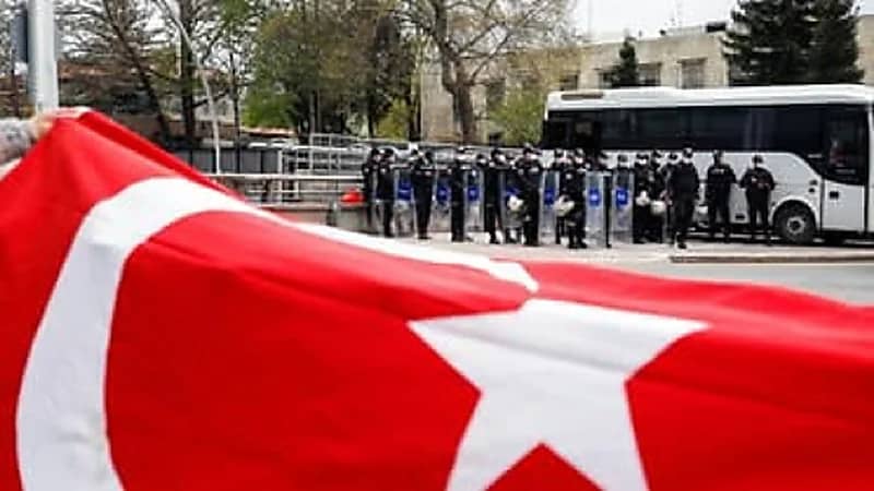 قتلوا طعنا.. العثور على 5 جثث أفغان في أنقرة