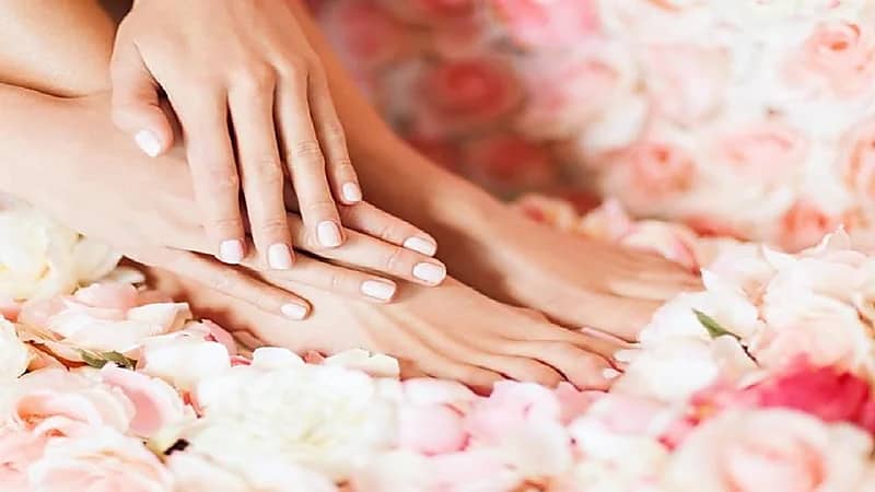 طريقة تجنب رائحة الأقدام الكريهة