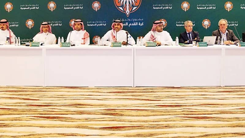 الطائي يطلب تثبيت ممثلي الأندية في التوثيق وحماية المرشحين