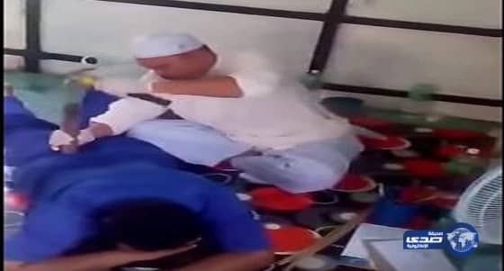 استشاري يوضح أسباب السمنة لدى الأطفال والمراهقين فيديو" 